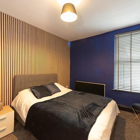 Lovely 2-Bed Apartment In Blackpool Secret House Exterior photo